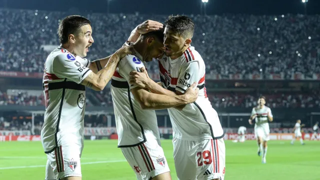 Imagem ilustrativa da notícia Copa Sul-Americana: brasileiros conhecem caminho até a final