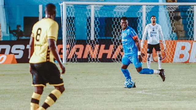 Imagem ilustrativa da notícia Vídeo: Saída de bola tem custado caro ao Paysandu. Veja!