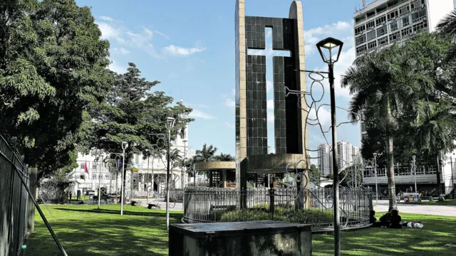 Imagem ilustrativa da notícia Praça Santuário receberá Vigília de Pentecostes amanhã