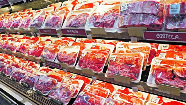Imagem ilustrativa da notícia Carne e frango estão mais baratos nos açougues e mercados 
