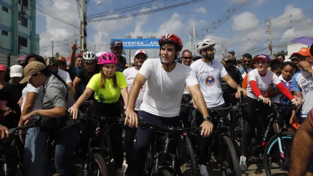 Imagem ilustrativa da notícia Helder inaugura viaduto e entrega nova avenida Ananin