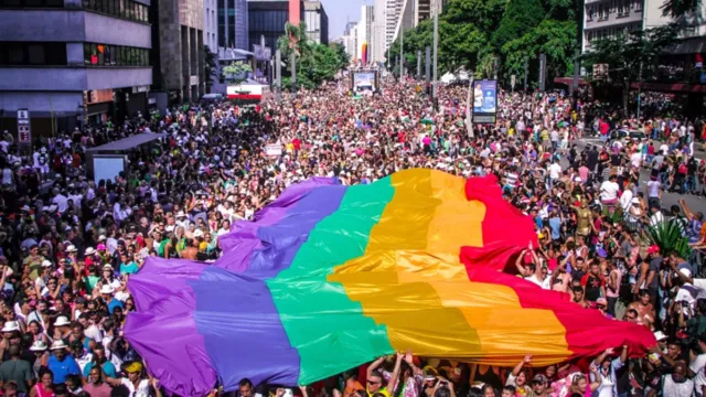 Imagem ilustrativa da notícia Parada do Orgulho LGBT+ em SP cobra políticas públicas
