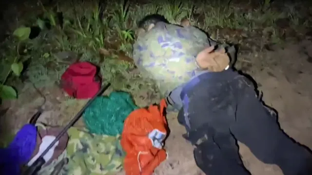 Imagem ilustrativa da notícia Vídeo: Polícia prende homens por caça ilegal no Utinga