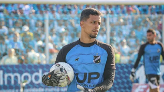 Imagem ilustrativa da notícia Paysandu oficializa contratação do goleiro Matheus Nogueira