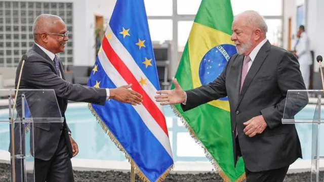 Imagem ilustrativa da notícia Lula afirma que retomará boa relação com países africanos