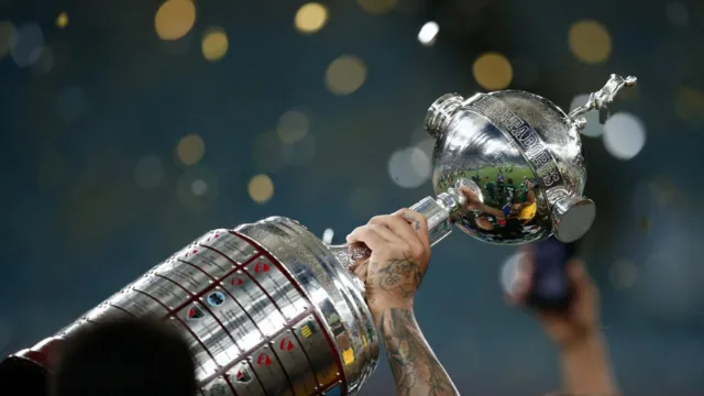 Imagem ilustrativa da notícia Libertadores: veja os potes do sorteio das oitavas de final