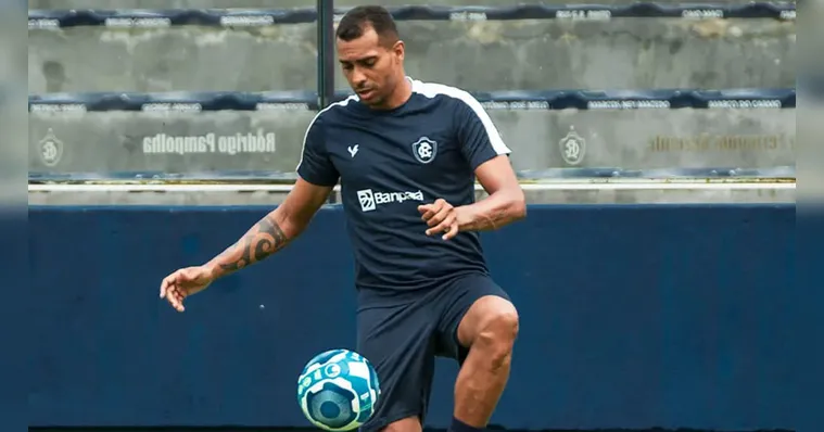 Imagem ilustrativa da notícia Caiu no BID! Atacante já pode estrear pelo Clube do Remo