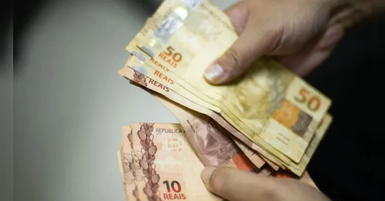 Imagem ilustrativa da notícia INSS começa a pagar 1ª parcela do 13º; veja quem recebe 