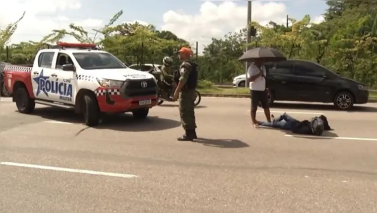 Imagem ilustrativa da notícia Vídeo: acidente com moto de app é registrado na João Paulo