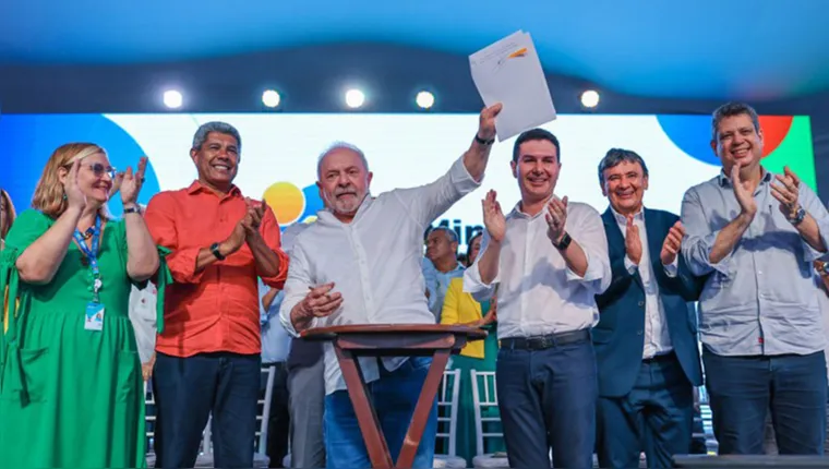 Imagem ilustrativa da notícia Lula promete Minha Casa, Minha Vida para a classe média