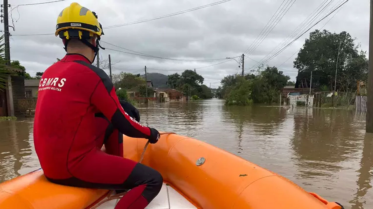 Sobe Para 8 O Número De Mortos Em Passagem De Ciclone No Rs • Dol 