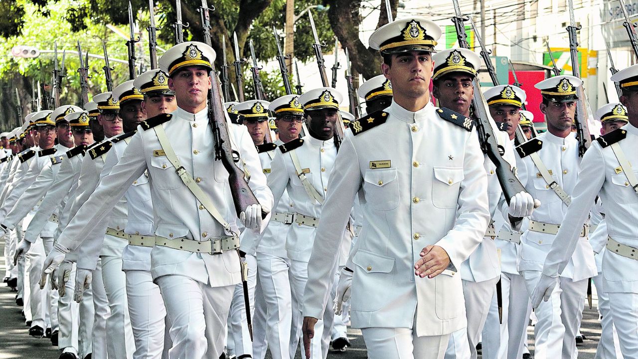 Só na Marinha, o número de postos é de mais de 400, distribuídos em diversas carreiras
