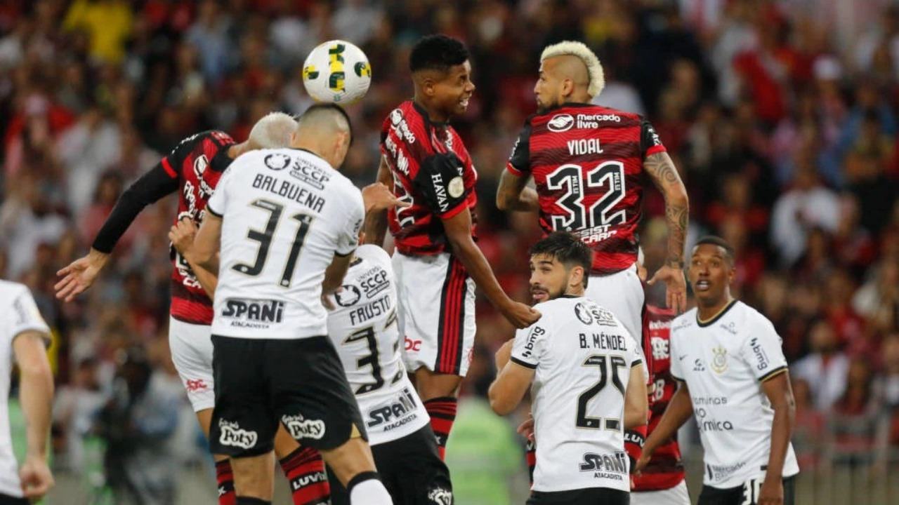 Corinthians tenta "milagre" contra Flamengo no Maracanã