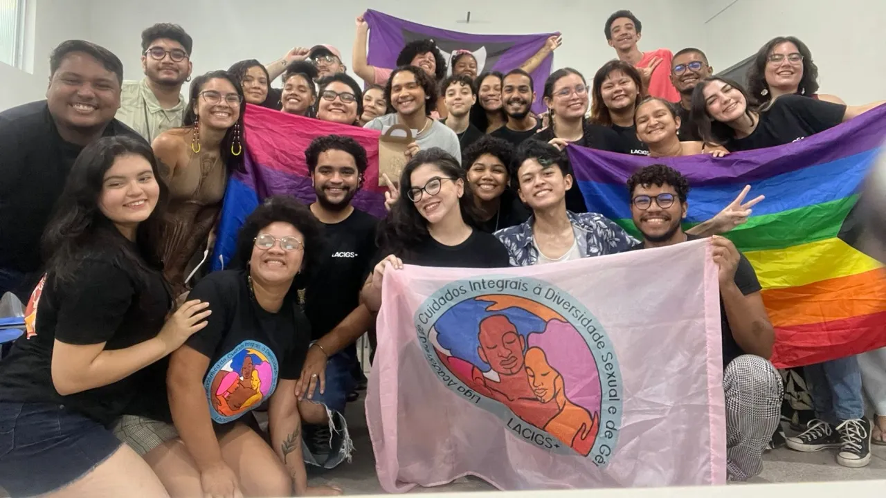 O grupo LACIGS+ organiza o encontro no dia da visibilidade Bissexual