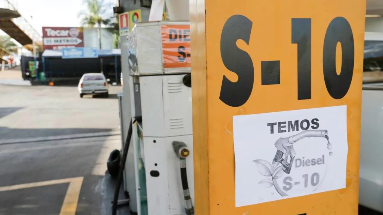 Levantamento aponta dificuldades em suprir demanda por diesel S10 em diversos postos do país; entenda!