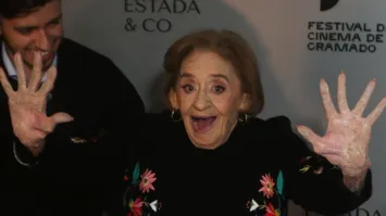 A atriz foi a gande homenageada da edição de 2023 do festival de Gramado.