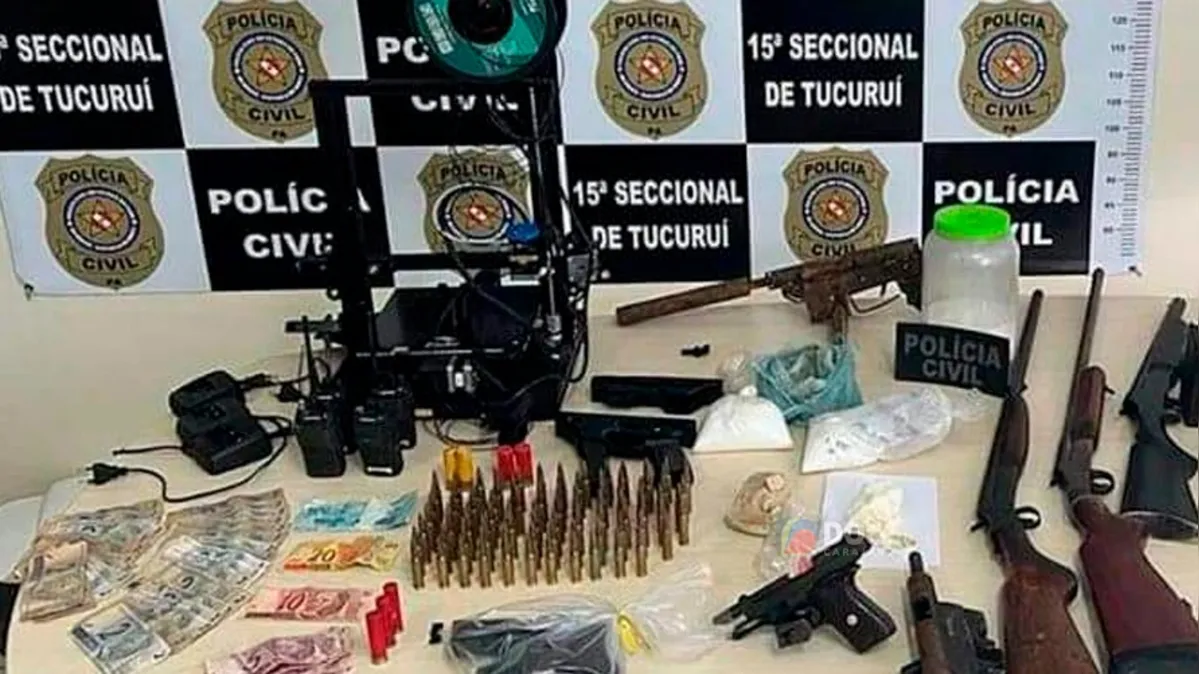 Armas em 3D: homem condenado a 8 anos de prisão por produzir fuzil em  impressora - BBC News Brasil