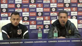 Durante coletiva, Luxemburgo adotou discurso pragmático para amenizar sofrimento do Corinthians diante do Estudiantes.