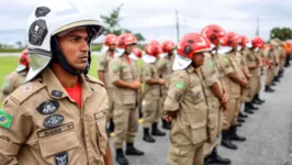 O concurso prevê o preenchimento de 1.943 vagas.