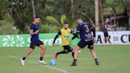 Jogadores do Belo treinam em João Pessoa, antes da viagem para jogo em Belém