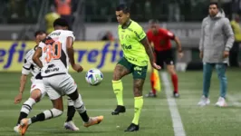 Dudu sofreu a lesão no joelho durante a partida contra o Vasco, pelo Campeonato Brasileiro da Série A.