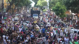 Este ano, a parada teve como tema “Diversidade, inclusão, acesso e respeito”.