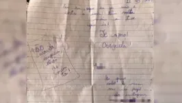 Menina escreveu um bilhete de despedida para a mãe, antes de fugir de casa