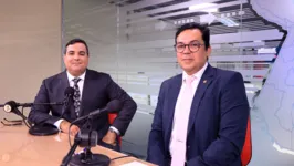 Dr. Mário Paiva, advogado e nosso colunista Cássio Bitar no estúdio da RBA TV.