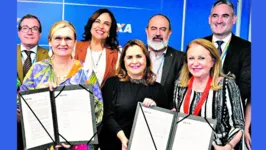 Rita Serrano, presidente da Caixa; Ruth Melo, presidente do Banpará, e a deputada federal Elcione Barbalho.