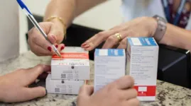 Para fazer a entrega de medicamentos controlados em domicílio, farmácias e drogarias precisam cumprir algumas regras