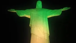 O Cristo Redentor 'vestirá' verde e amarelo a partir das 20h30 (de Brasília) deste domingo (23).