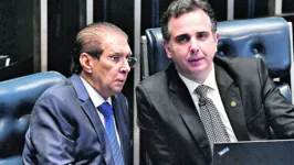 Jader ao lado do presidente do Senado Rodrigo Pacheco: proposta deve começar a tramitar