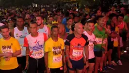 Mais de 400 inscritos participaram da corrida na manhã deste domingo