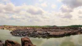 A obra de remoção da formação rochosa que impede o funcionamento de trechos da hidrovia Tocantins-Araguaia