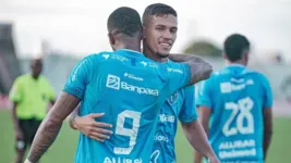Vinícius Leite chegou ao 14º gol em 91 jogos disputados em todas as  passagens vestindo a camisa bicolor.