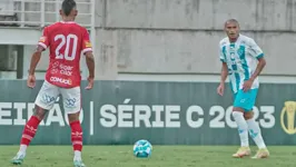 Nino Paraíba atuou apenas 46 minutos pelo Paysandu, no jogo contra o América-RN