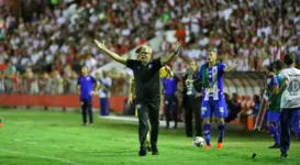 Técnico Hélio dos Anjos e Paysandu irão novamente encontrar o Náutico pelo caminho, na Série C