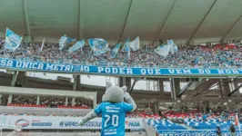 Torcida do Paysandu em mais um dia de festa no Mangueirão