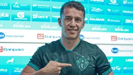 Meia Ronaldo Mendes, novo contratado do Paysandu