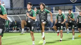 Seleção boliviana faz primeiro treino em Belém