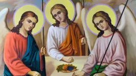 Os arcanjos representam a alta hierarquia dos anjos-chefes e têm a nobre missão de servir como mensageiros de Deus