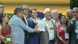 Ministros das Cidades, Jader Filho, e das Relações Institucionais, Alexandre Padilha, participaram da leitura da Carta de Belém