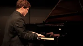 O pianista paraense Ariel Lima apresenta o espetáculo