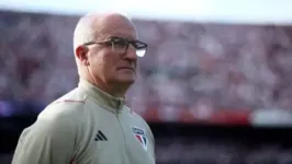 Agora no São Paulo, Dorival Júnior reencontra o Flamengo após títulos e demissão em 2022.