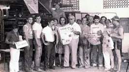 O jornalista Laércio Barbalho, o Seu Laércio, acompanhando a primeira impressão do DIÁRIO em 22 de agosto de 1982