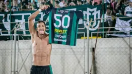 Aos 23 anos, Mirandinha soma passagens por várias equipes brasileiras e pelo futebol da Coreia do Sul.