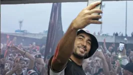 Payet foi recebido por uma multidão de torcedores do Vasco na última quarta-feira (16).