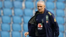 Tite estaria disposto a assumir Flamengo, segundo membros do estafe do treinador.