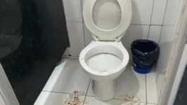 O homem agrediu e tentou afogar a esposa no vaso sanitário