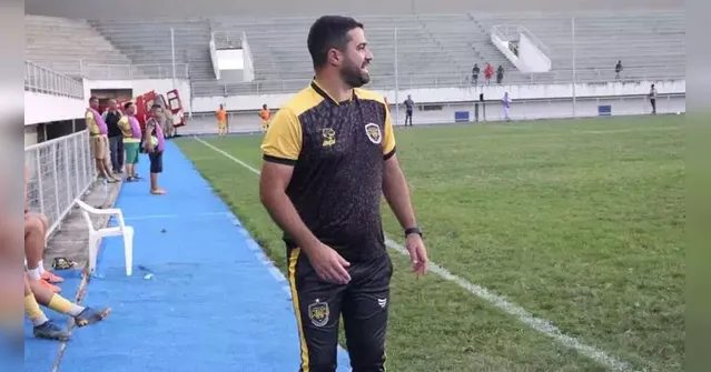 Imagem ilustrativa da notícia Após derrota para o Paysandu, Amazonas demite treinador